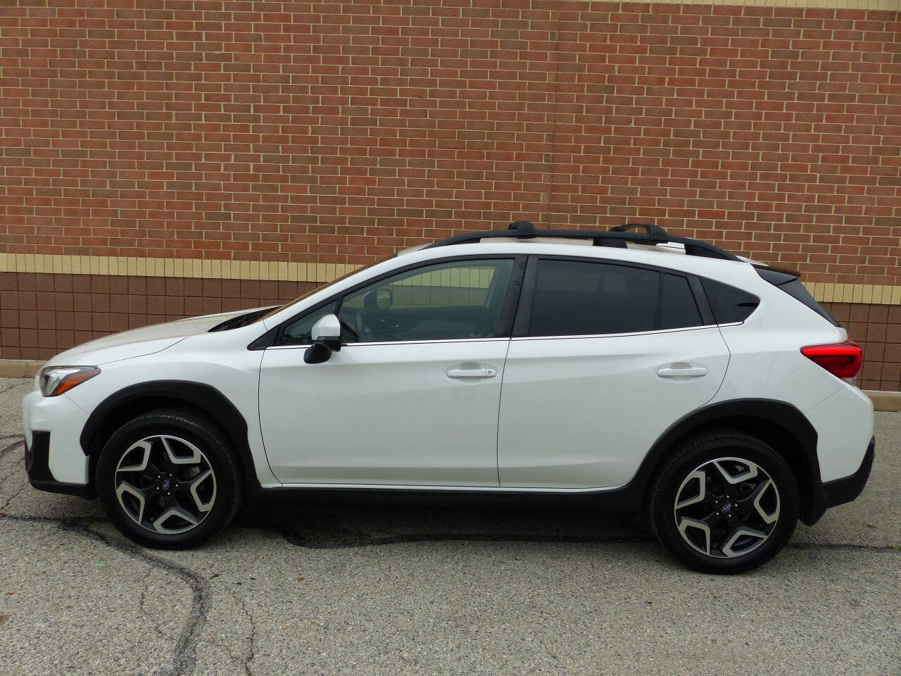 Used 2019 Subaru Crosstrek 2.0i Limited w/ Popular Package #4 image 6