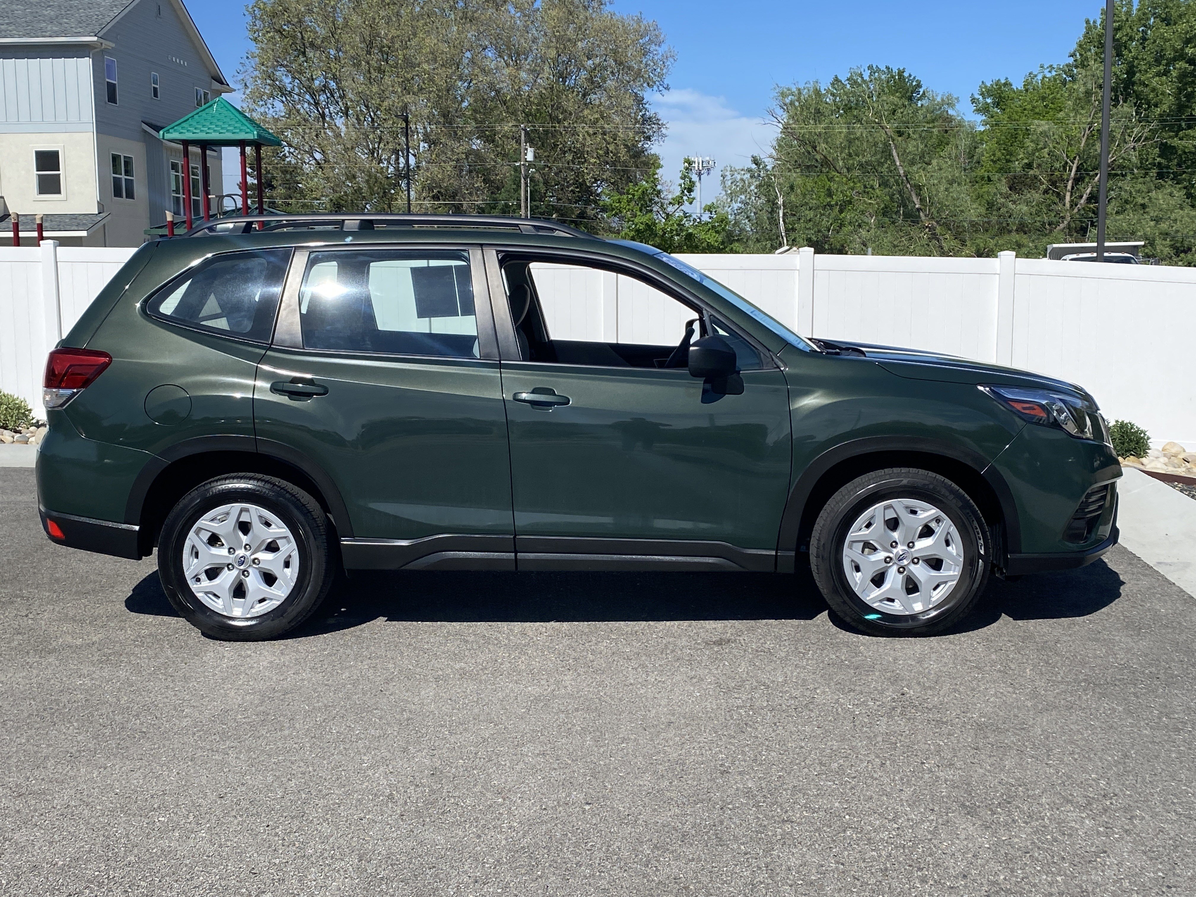 Certified 2023 Subaru Forester AWD/4WD image 7