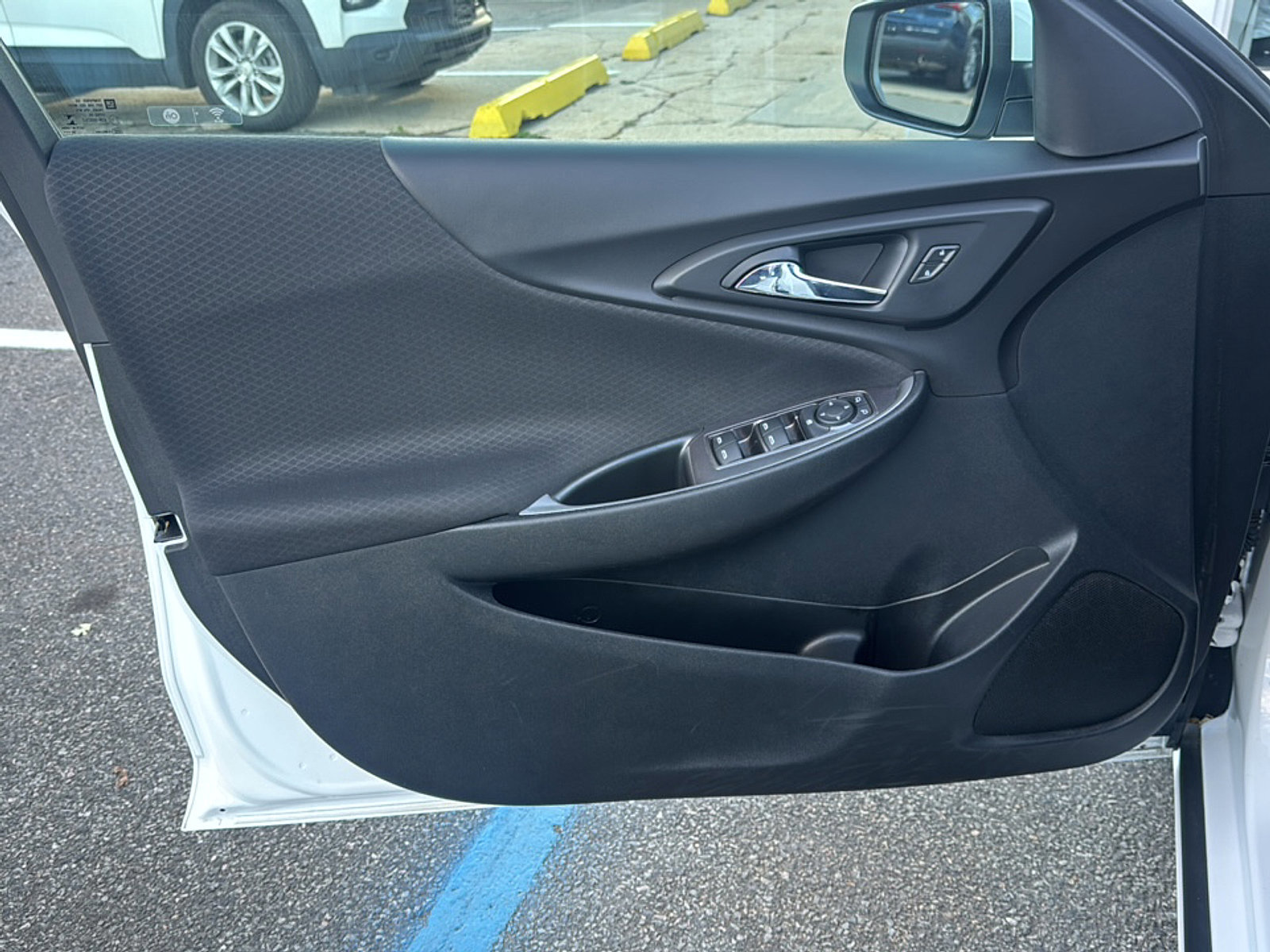 Used 2021 Chevrolet Malibu RS image 14