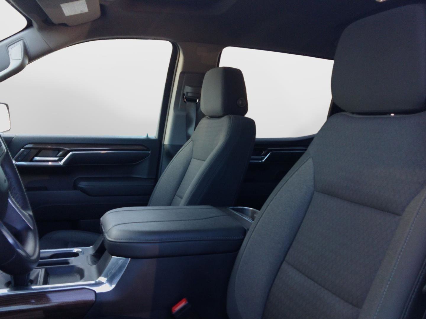 Used 2023 Chevrolet Silverado 1500 LT Trail Boss w/ Protection Package image 14