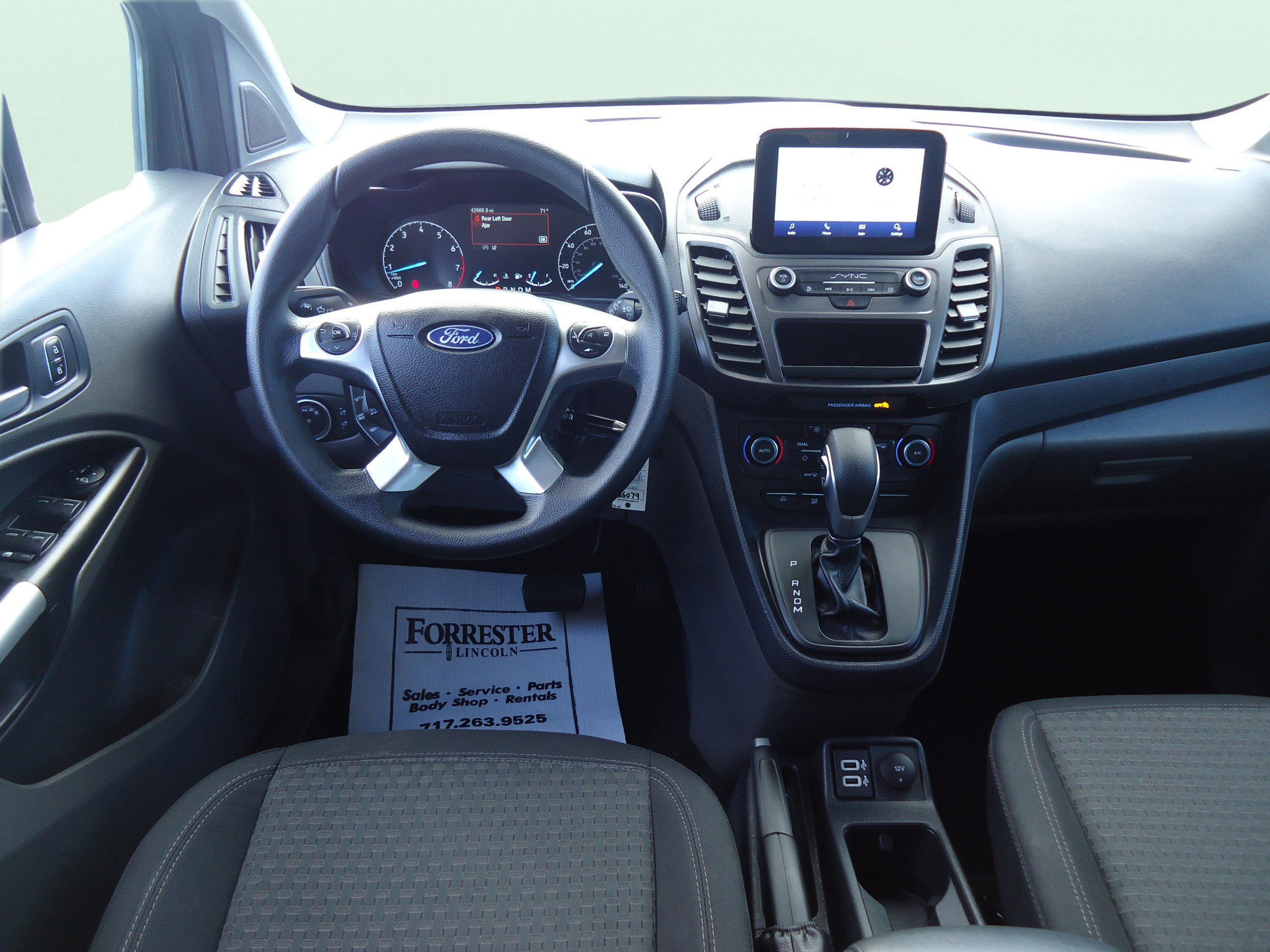 Used 2021 Ford Transit Connect XLT FWD image 17