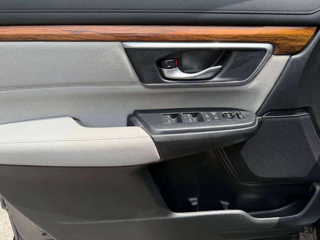 Used 2017 Honda CR-V EX image 16