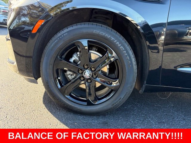 Used 2023 Buick Enclave Essence w/ Experience Buick Package FWD image 9