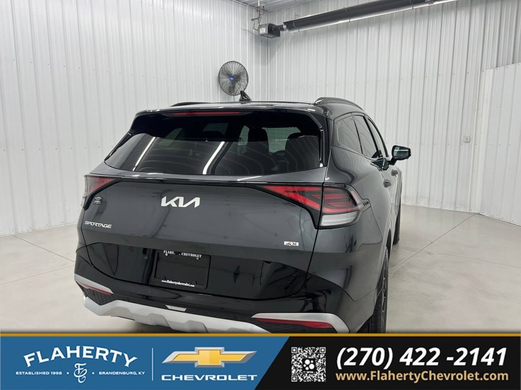 Used 2024 Kia Sportage SX AWD/4WD image 3