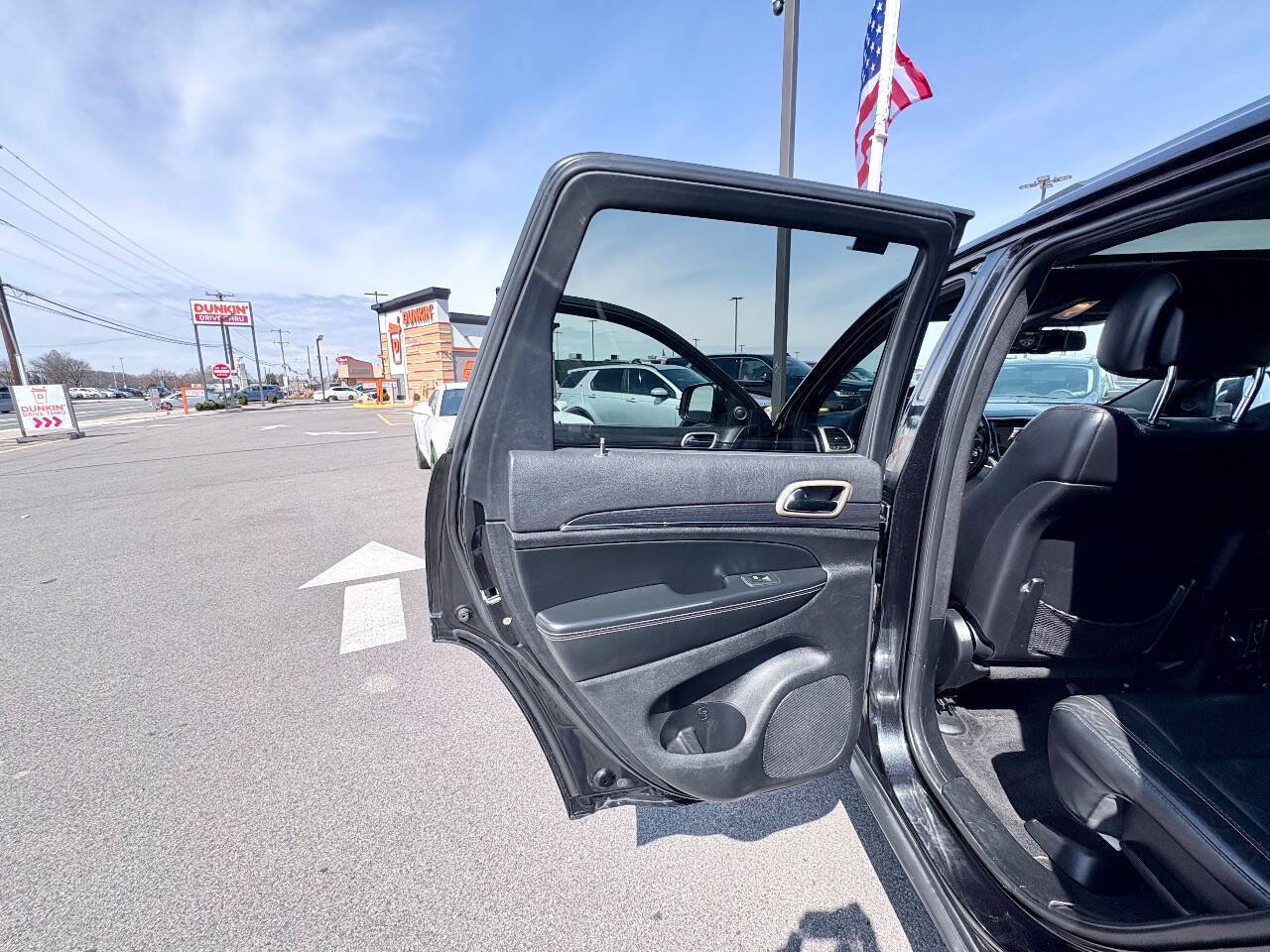 Used 2014 Jeep Grand Cherokee Limited w/ Trailer Tow Group IV AWD/4WD image 25