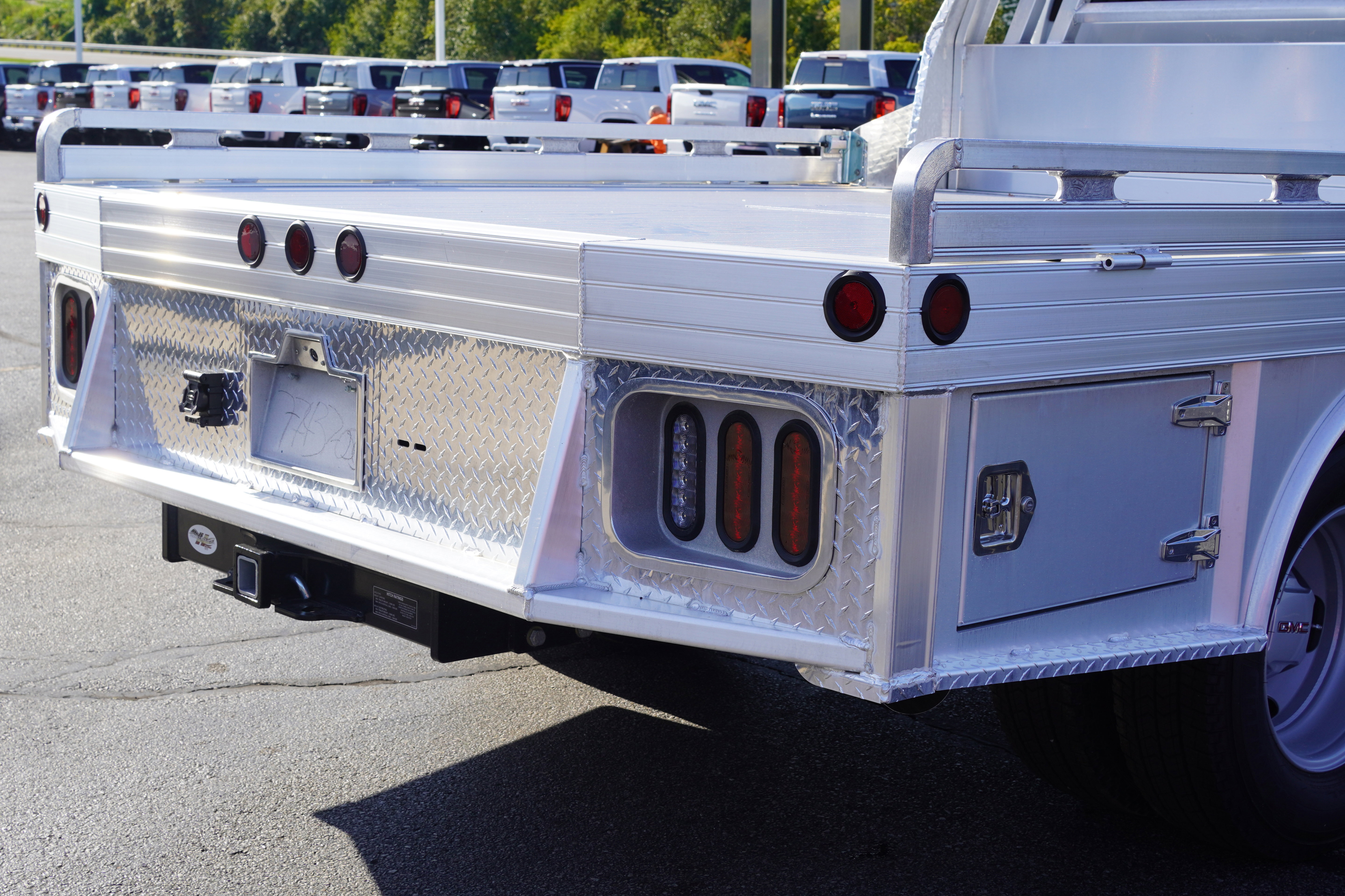 New 2025 GMC Sierra 3500 Pro w/ Convenience Package image 9