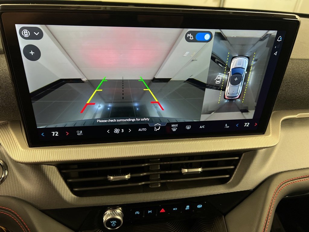 New 2026 Ford Explorer ST-Line w/ ST-Line Street Pack image 13