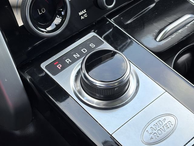 Used 2020 Land Rover Range Rover Long Wheelbase HSE image 16