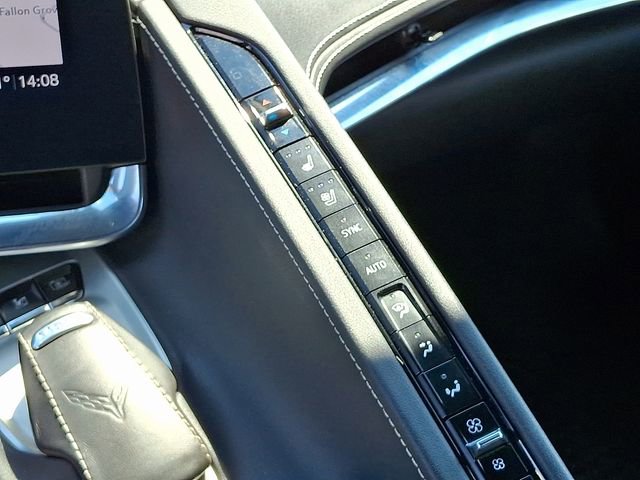 Used 2020 Chevrolet Corvette Stingray w/ 2LT Preferred Equipment Group image 19