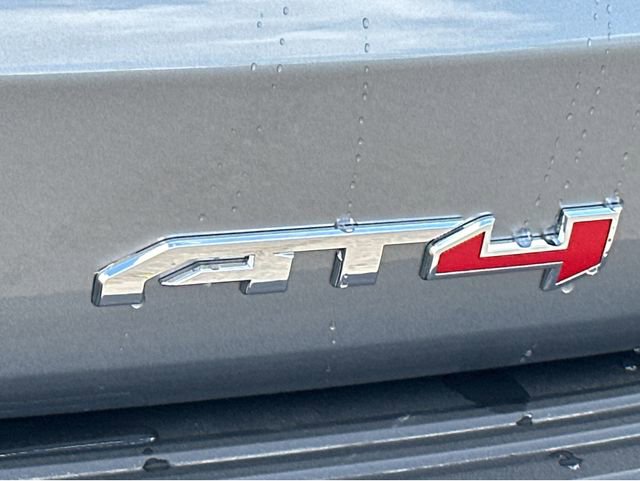 New 2026 GMC Yukon AT4 w/ AT4 Premium Package image 9