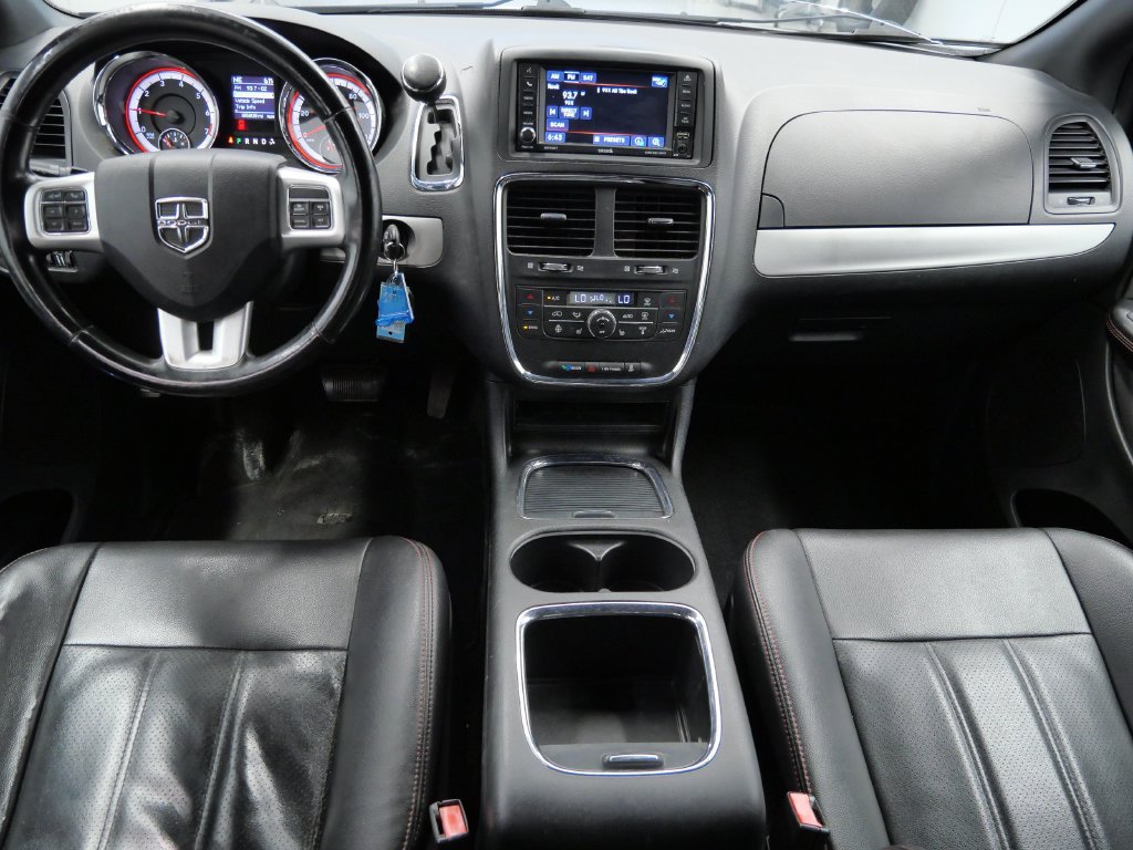 Used 2019 Dodge Grand Caravan GT FWD image 14