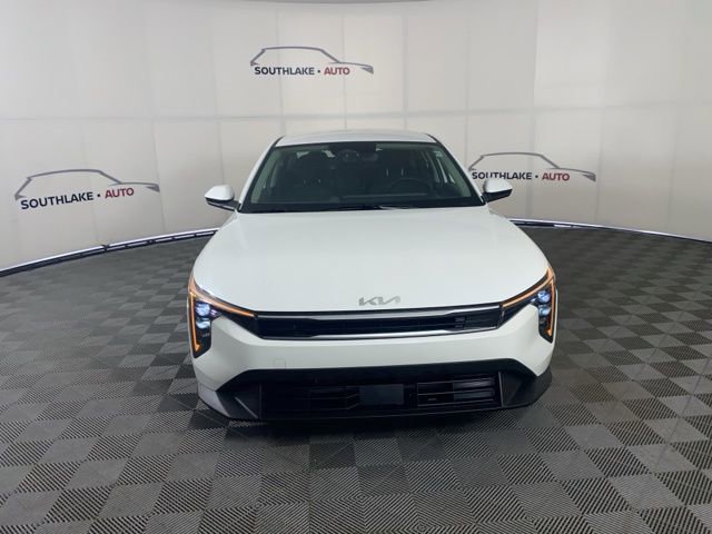 Certified 2025 Kia K4 LXS image 3