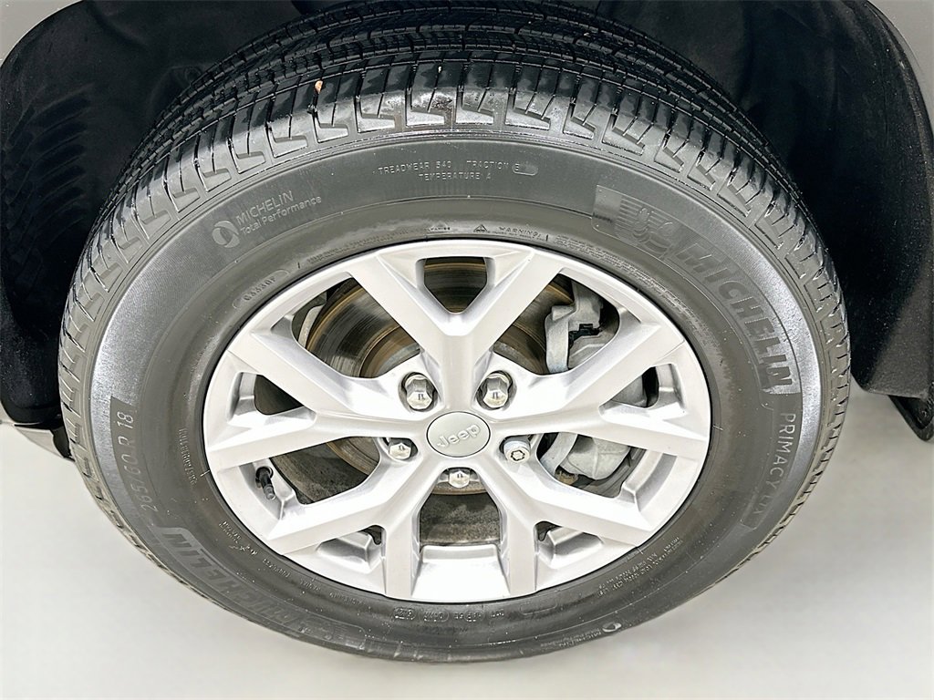 Used 2022 Jeep Grand Cherokee Limited image 33