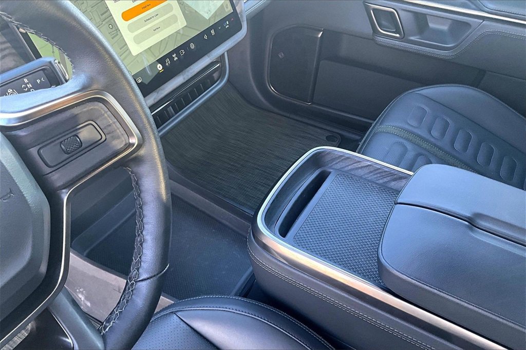 Used 2024 Rivian R1S Adventure image 14