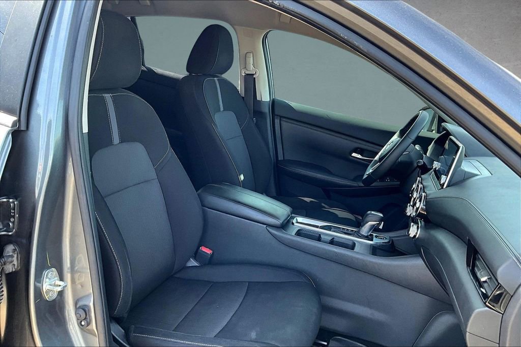 Used 2022 Nissan Sentra SV image 28