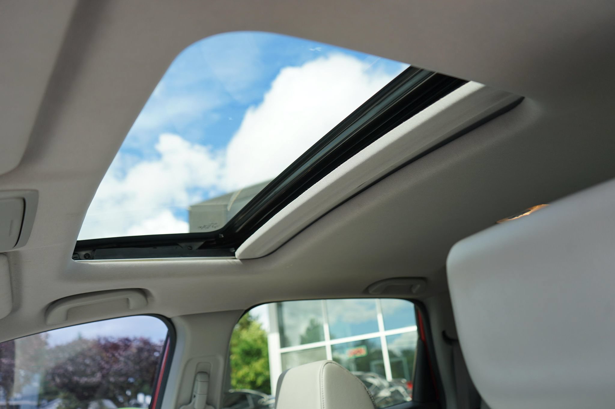 Used 2020 Honda CR-V Touring image 13