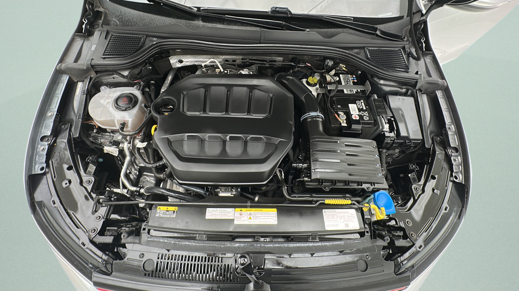 Used 2022 Volkswagen GTI SE FWD image 23