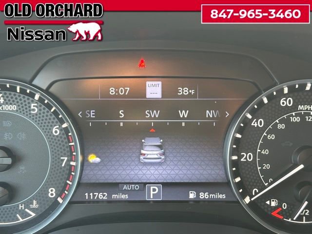 Used 2024 Nissan Armada Platinum w/ Captain's Chairs Package image 21