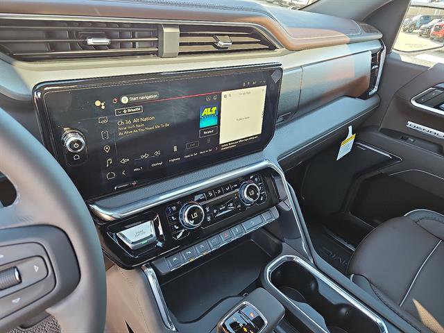 Used 2026 GMC Sierra 1500 Denali image 18