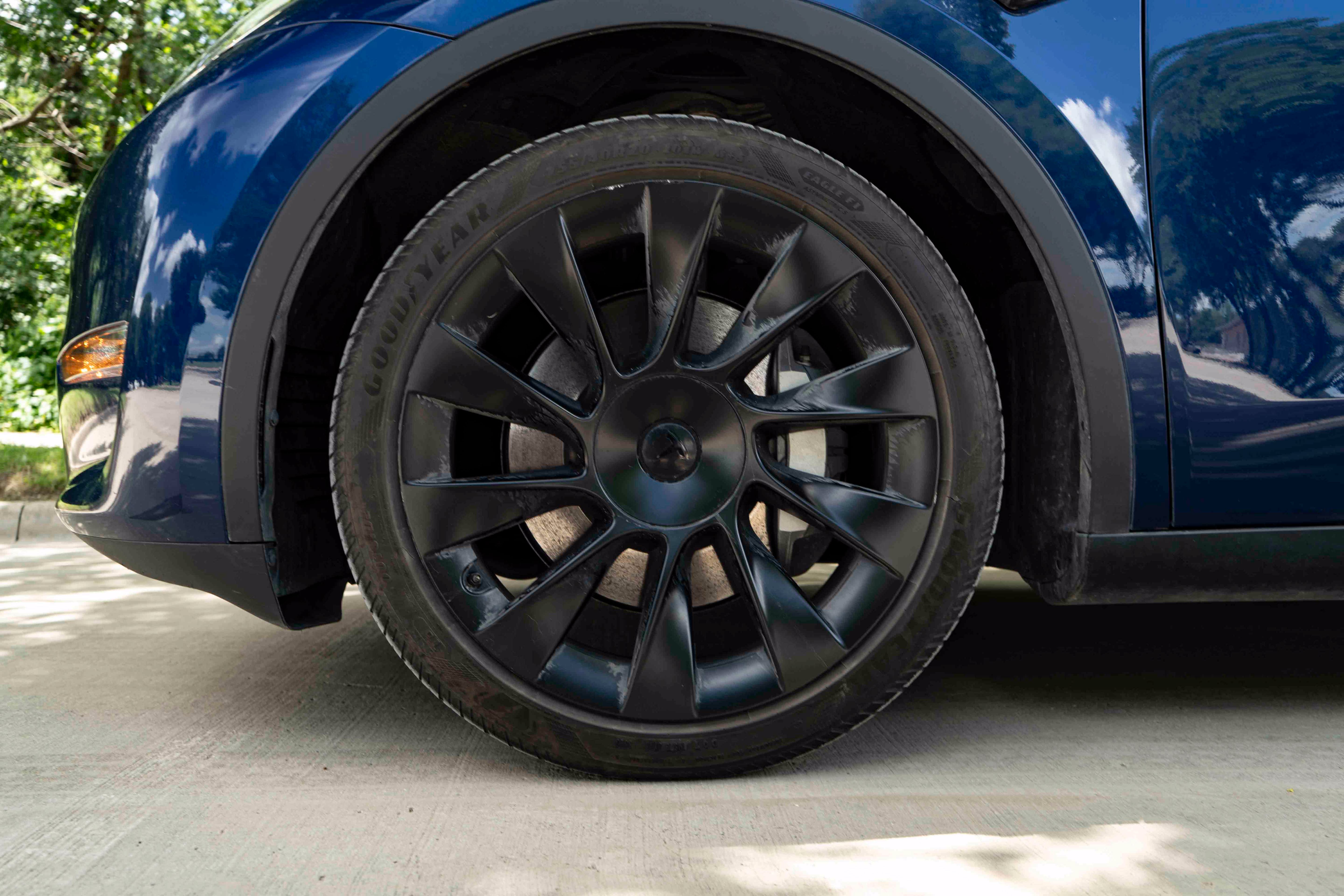 Used 2023 Tesla Model Y Long Range AWD/4WD image 14