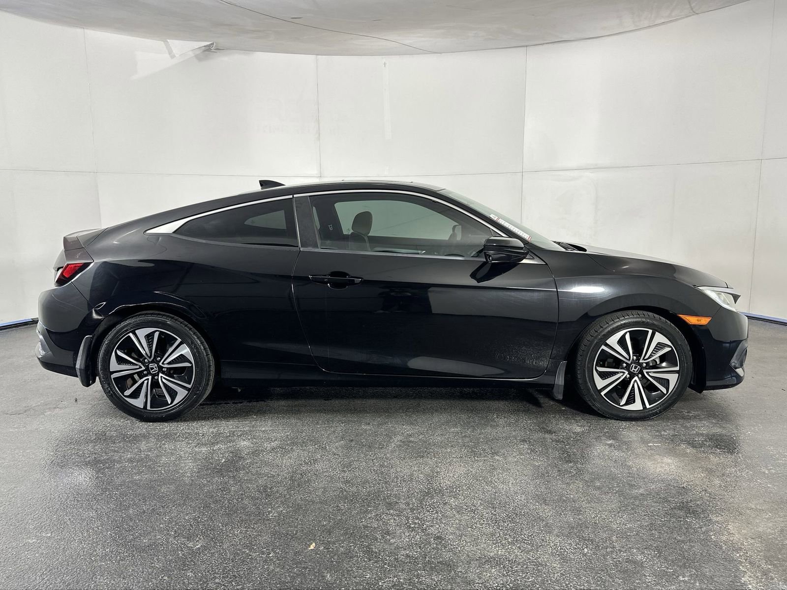 Used 2016 Honda Civic EX-L image 14