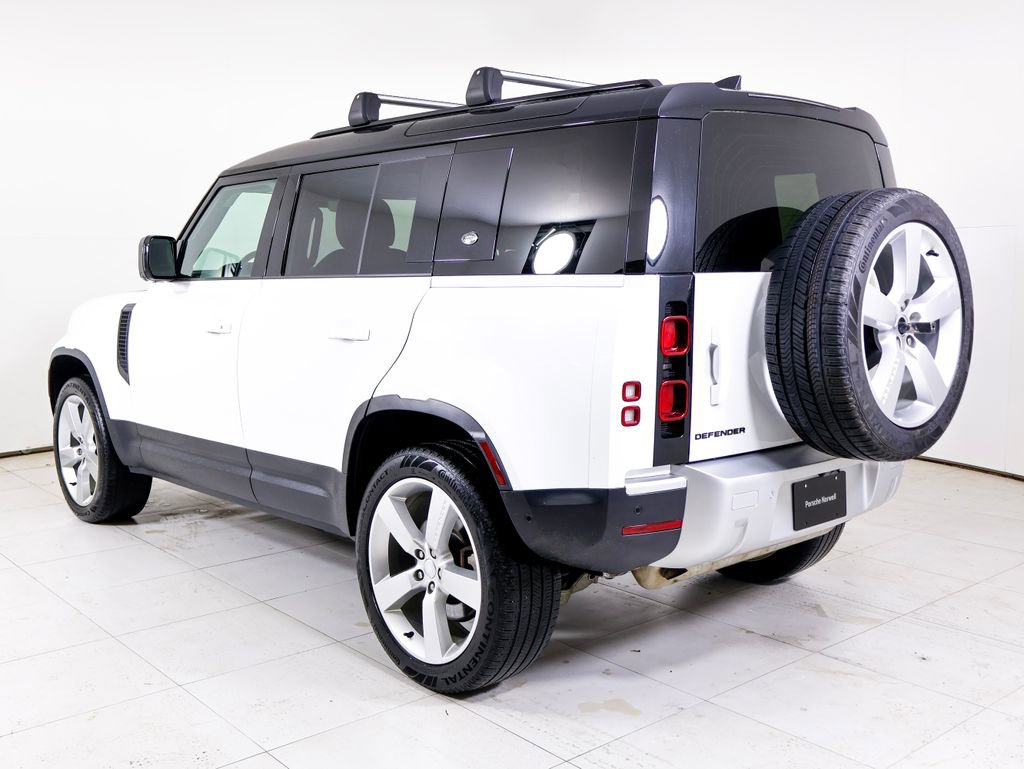 Used 2024 Land Rover Defender 110 S AWD/4WD image 3
