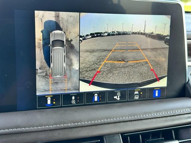 Used 2023 Chevrolet Tahoe LT w/ Luxury Package AWD/4WD image 24