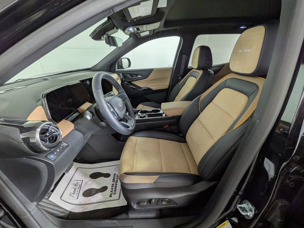 Used 2026 Chevrolet Equinox ACTIV w/ Convenience Package III image 17