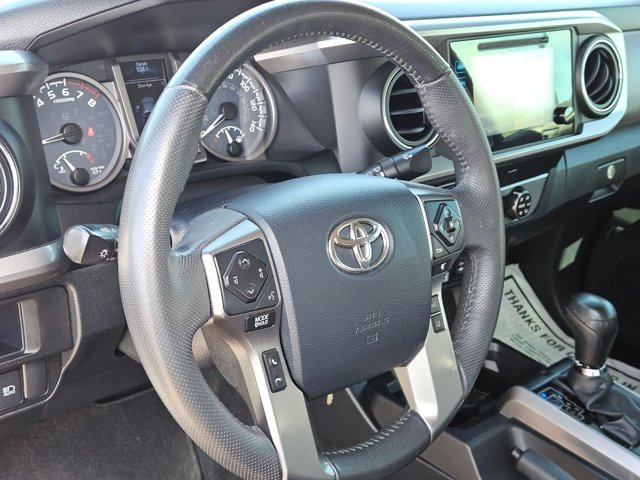 Used 2019 Toyota Tacoma SR5 AWD/4WD image 10