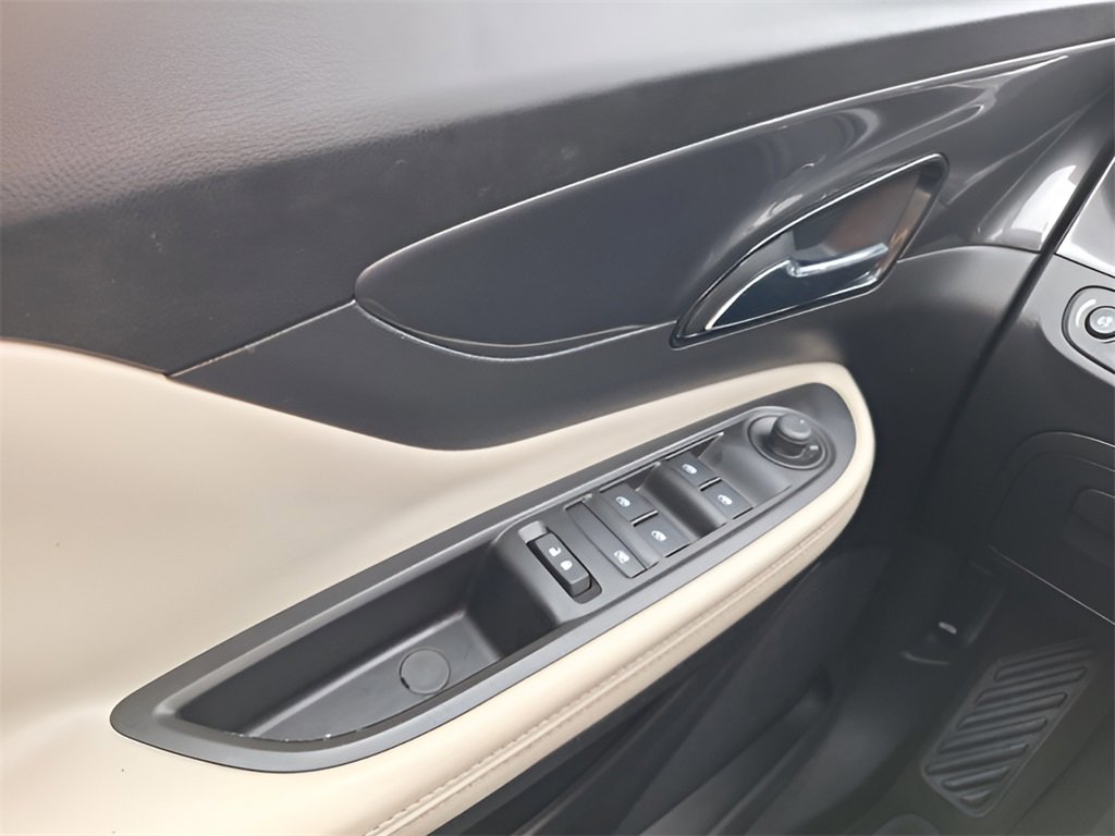 Used 2020 Buick Encore Preferred image 19