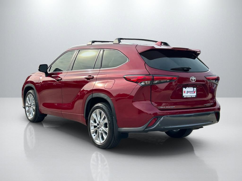 Used 2023 Toyota Highlander Limited image 7