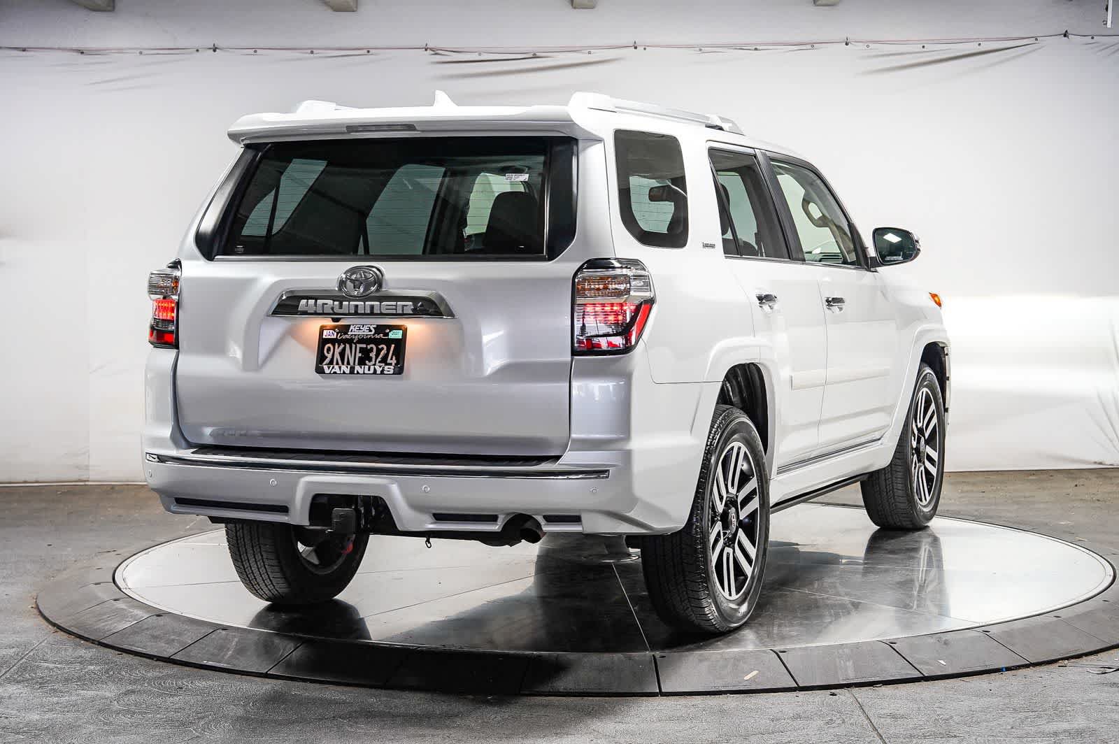 Certified 2024 Toyota 4Runner Limited AWD/4WD image 5