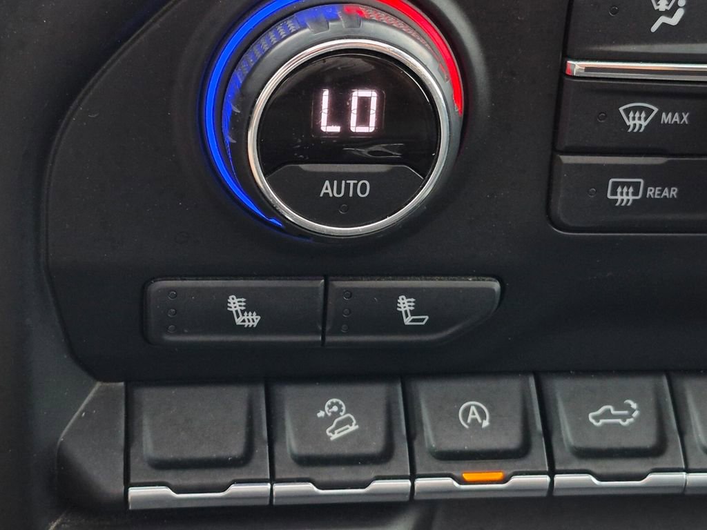 Used 2021 Chevrolet Silverado 1500 LT Trail Boss w/ Convenience Package II AWD/4WD image 28