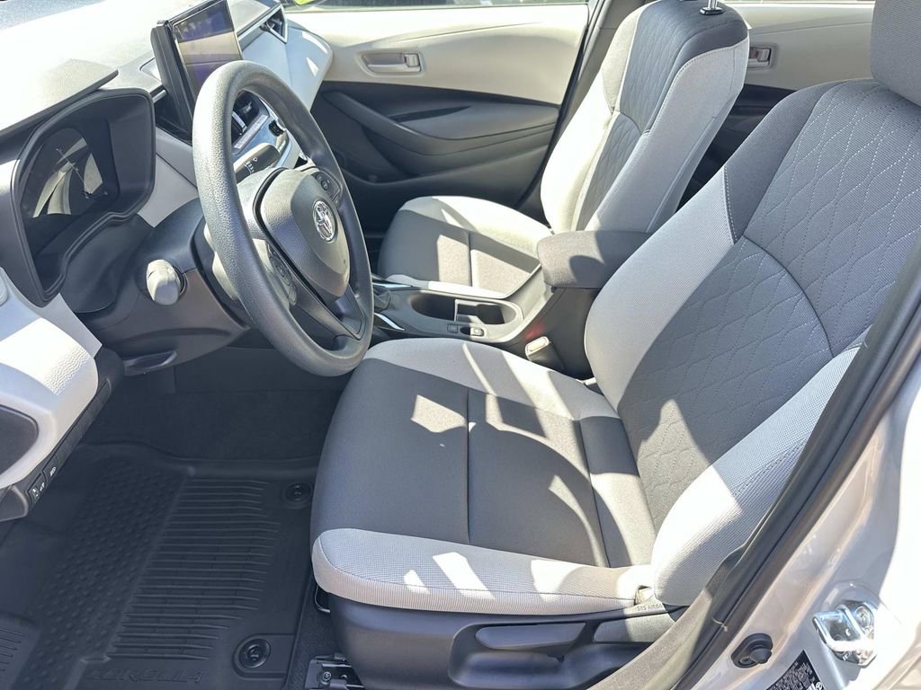 New 2026 Toyota Corolla LE FWD image 18