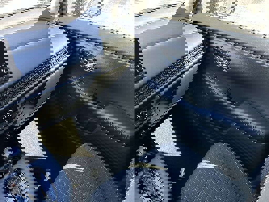 Used 2025 Honda HR-V LX image 14