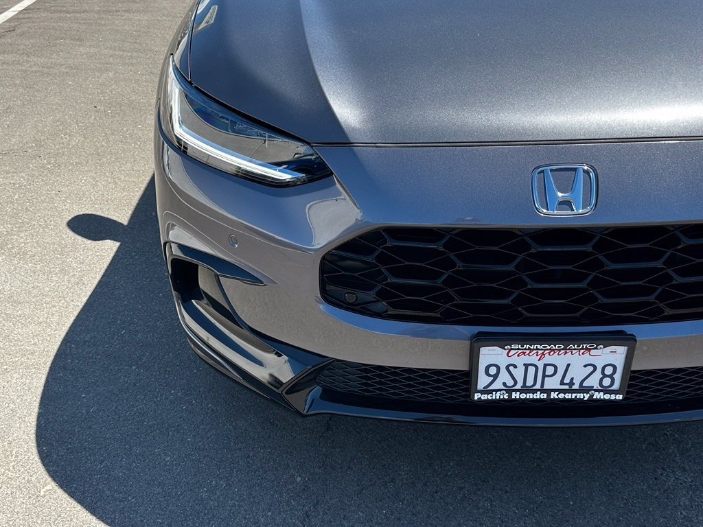 Certified 2025 Honda HR-V EX-L image 4