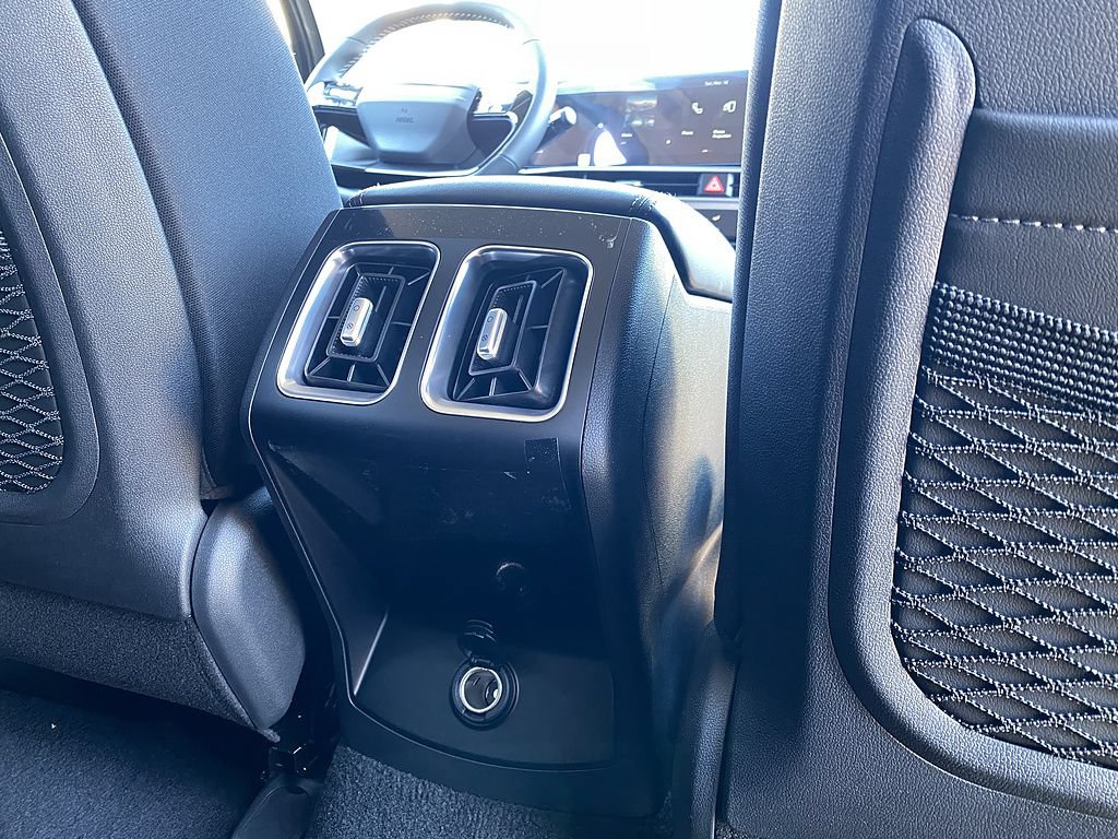 New 2026 Kia Sorento LX FWD image 20