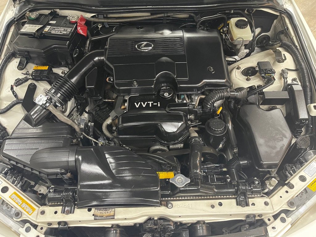 Used 2004 Lexus IS 300 image 39