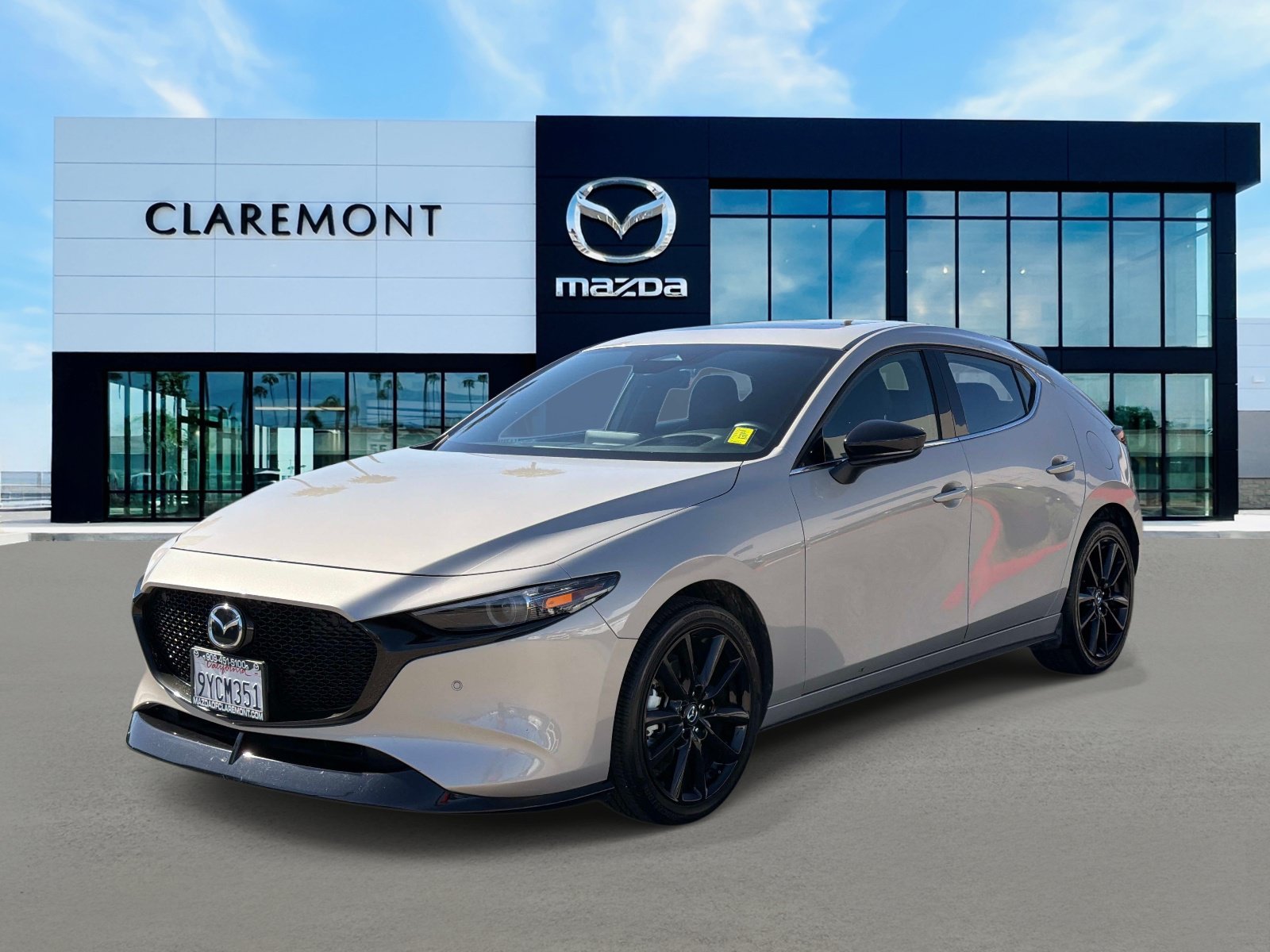 Used 2026 MAZDA MAZDA3 Hatchback w/Premium Plus Pkg AWD/4WD image 3