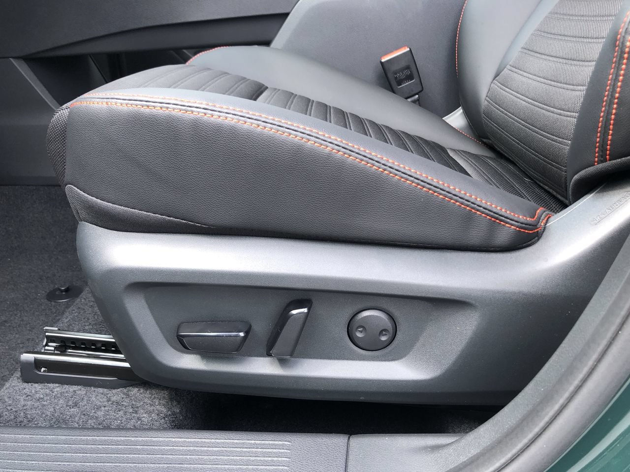 New 2026 Nissan Rogue SV AWD/4WD image 23