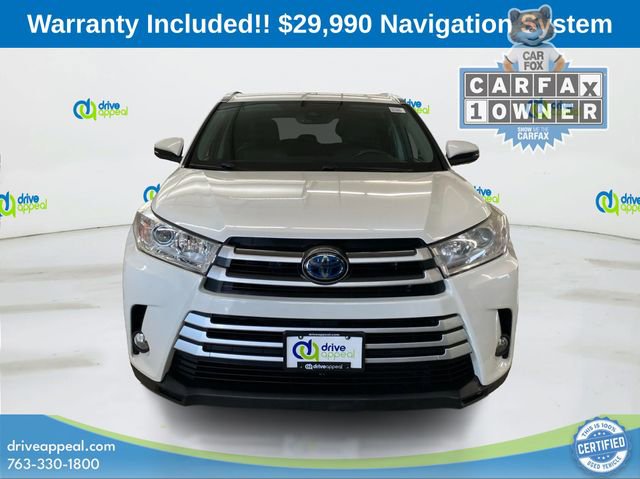 Used 2019 Toyota Highlander XLE image 2