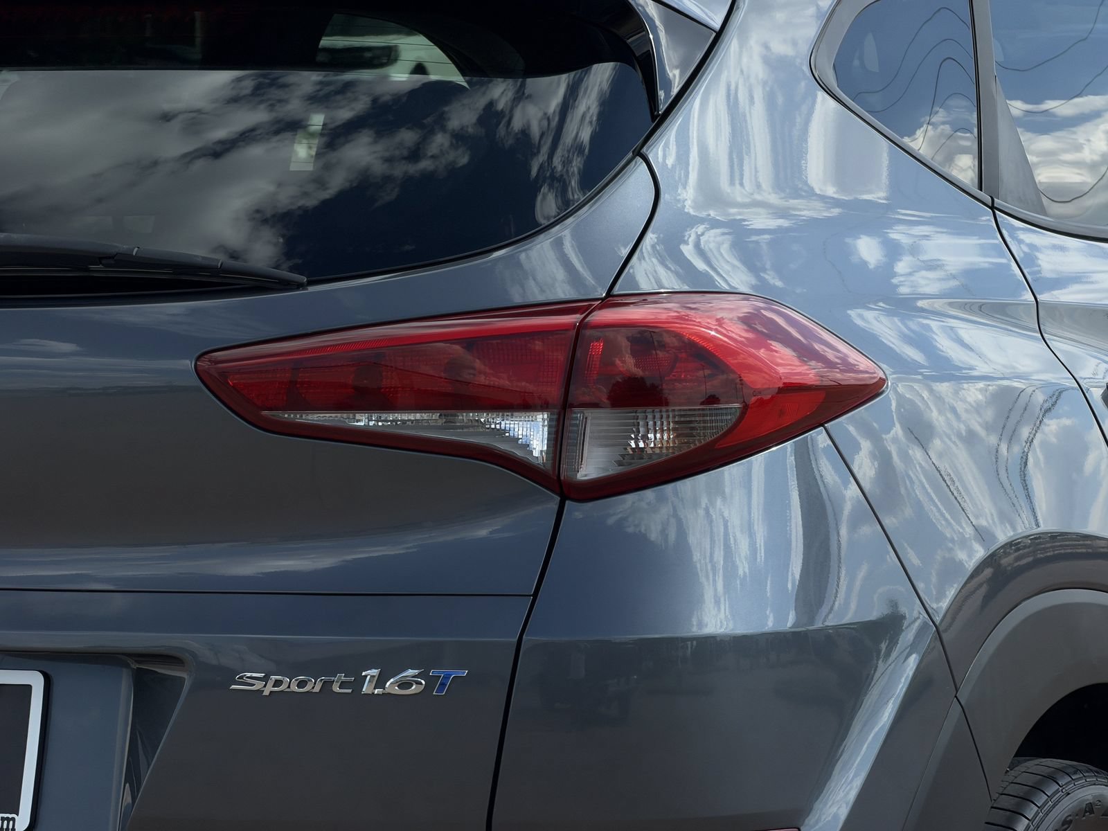 Used 2016 Hyundai Tucson Sport FWD image 11