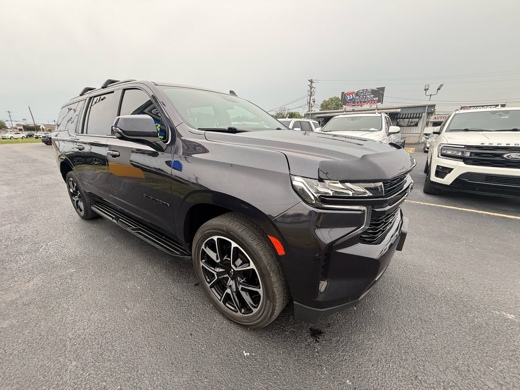 Used 2023 Chevrolet Suburban RST w/ Sport Performance Package
