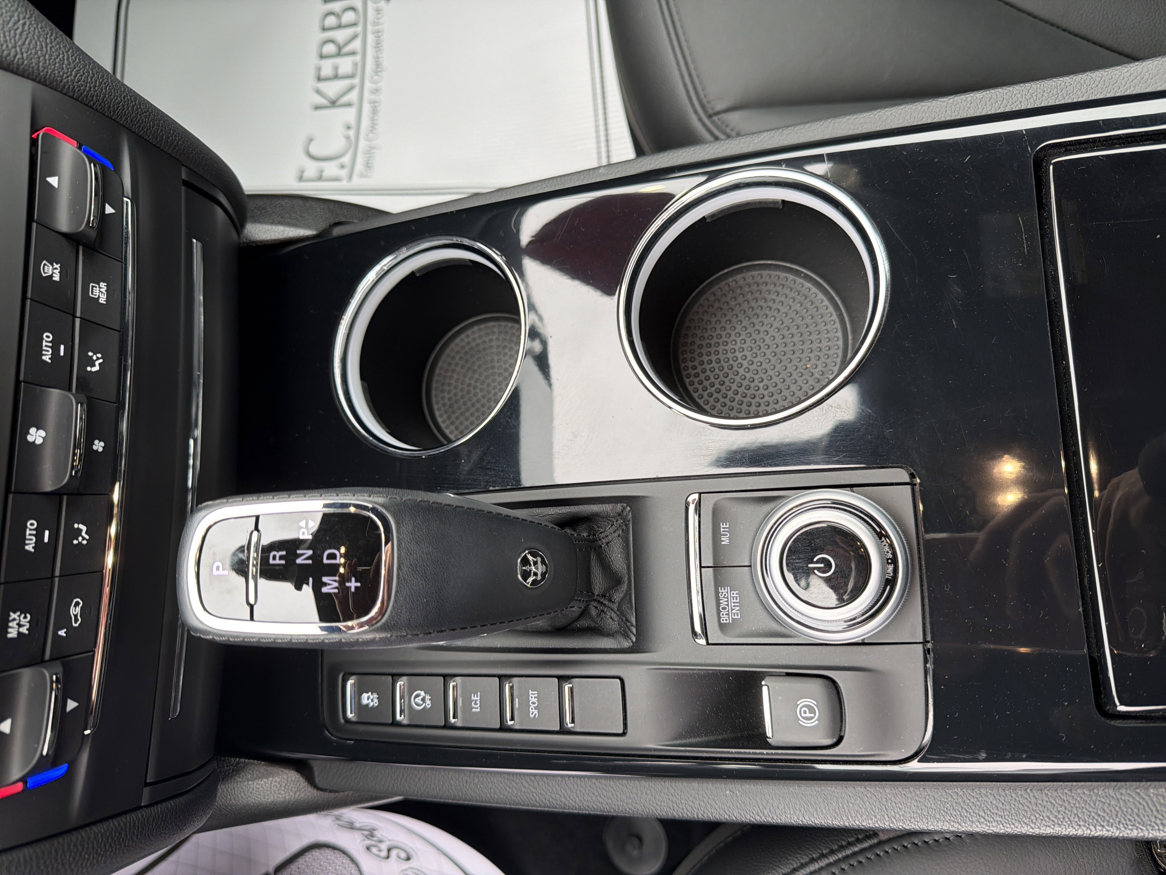 Used 2023 Maserati Ghibli Modena Q4 image 18