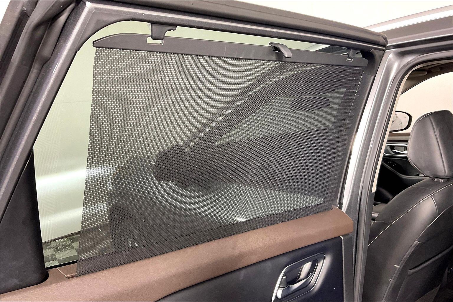 Used 2021 Nissan Rogue Platinum image 36