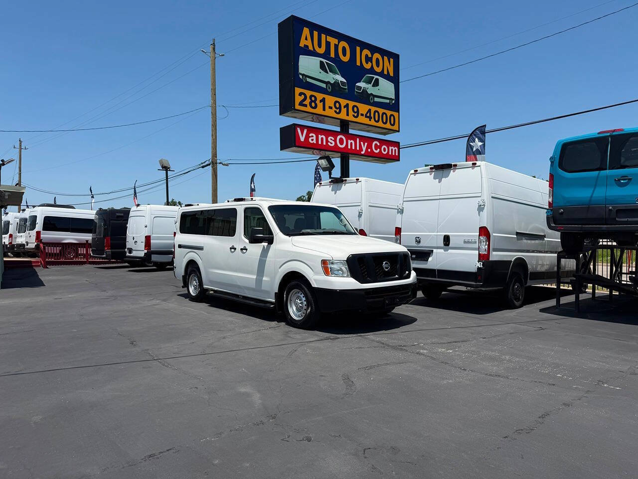 Used 2019 Nissan NV 3500 S RWD image 35