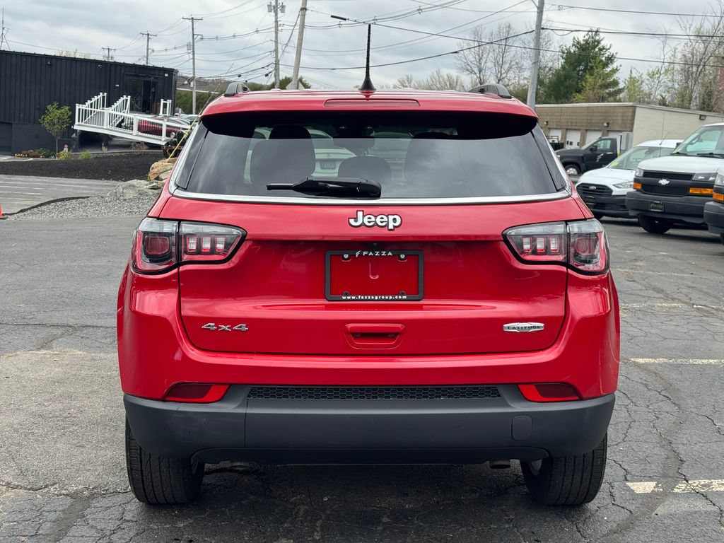 Used 2024 Jeep Compass Latitude AWD/4WD image 10