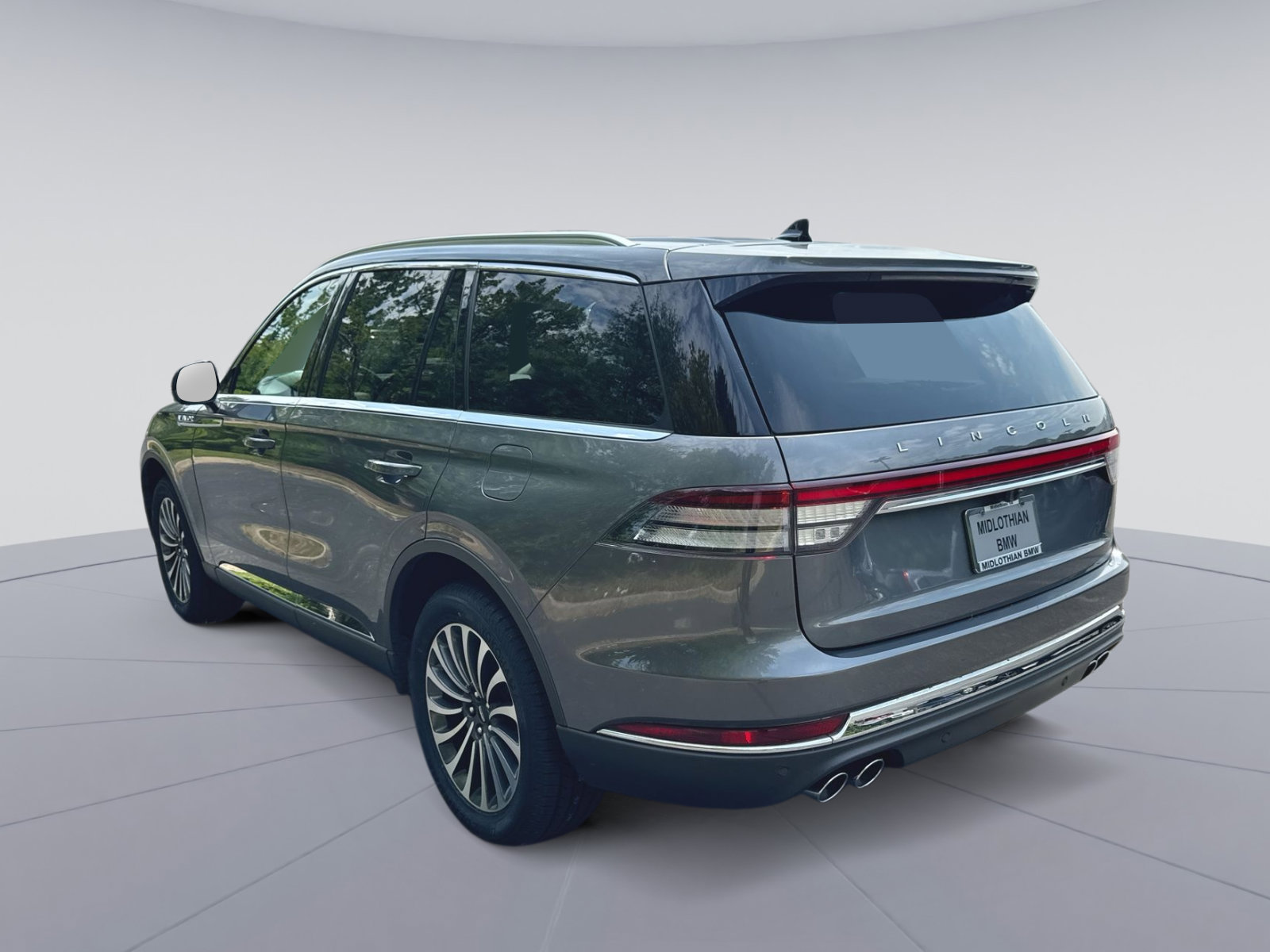 Used 2023 Lincoln Aviator AWD w/ Premium Package image 27