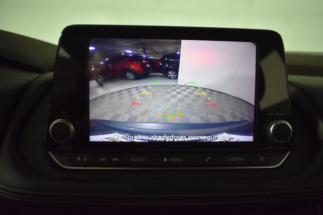 Certified 2022 Nissan Rogue S image 19