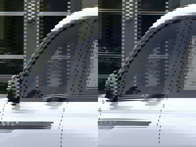 New 2026 Lincoln Nautilus Premier w/ Equipment Group 102A AWD/4WD image 20